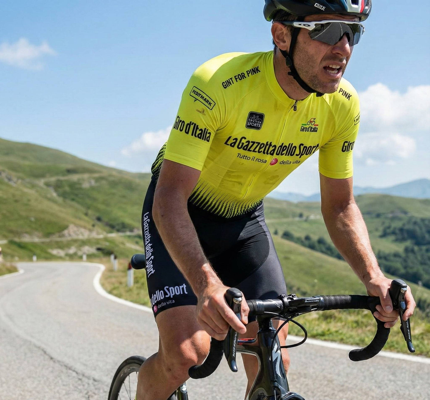 Conjunto Ciclismo Masculino Estilo Giro d'Italia Gazzetta dello Sport | Camisa + Bretelle com Forro Gel 9D