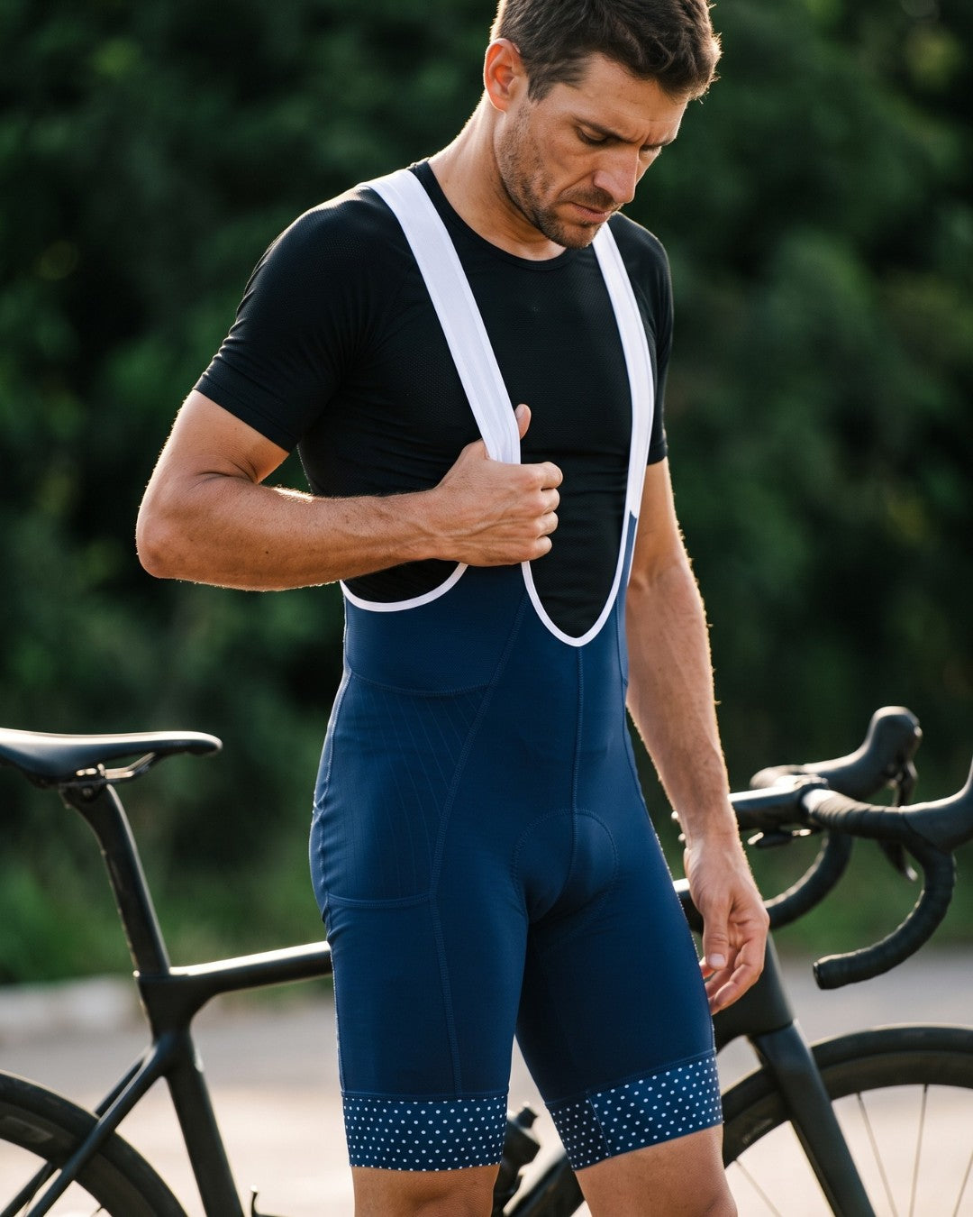 Bretelle de Ciclismo 5D Gel Italiano Azul em movimento