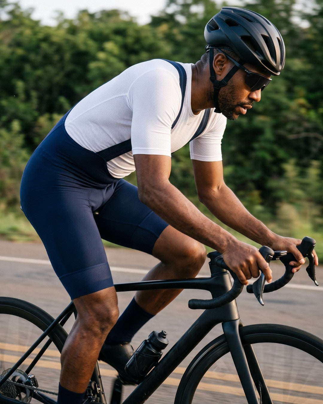 Bretelle de Ciclismo Sem Costura Pro Azul — caimento