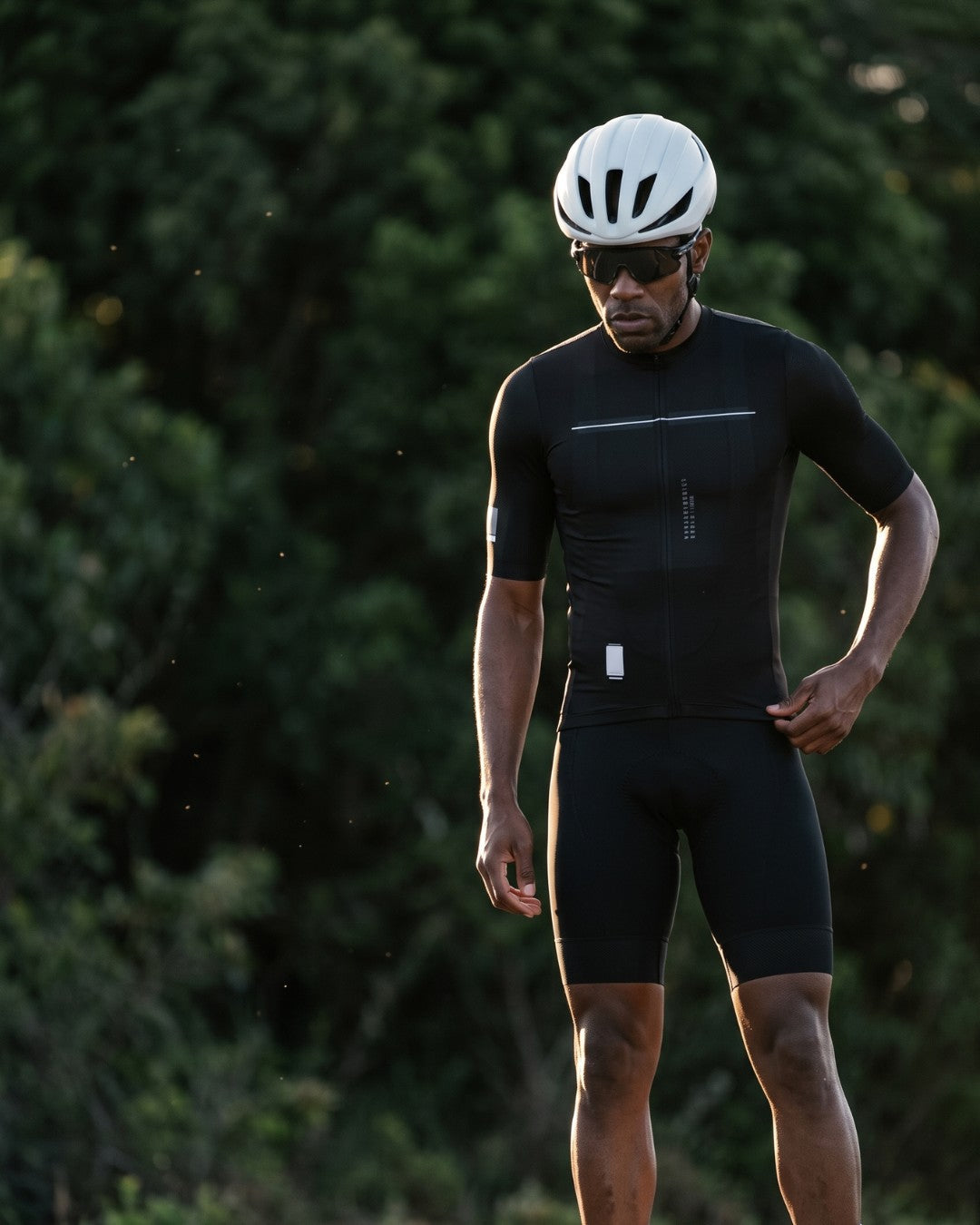 Bretelle de Ciclismo Sem Costura Pro Preto com camisa