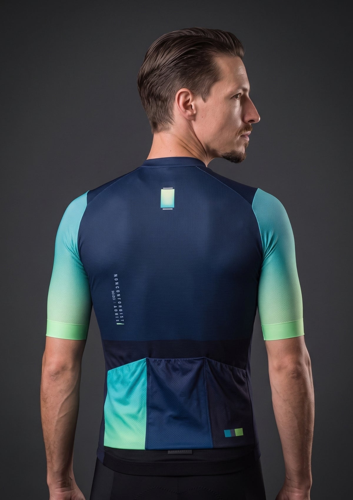 Camisa de Ciclismo CPM Aero Race Verde Petróleo, vista de costas, bolsos traseiros