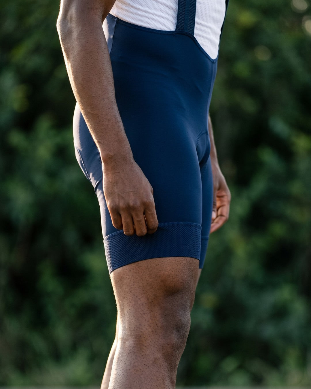 Detalhe Bretelle de Ciclismo Sem Costura Pro Azul