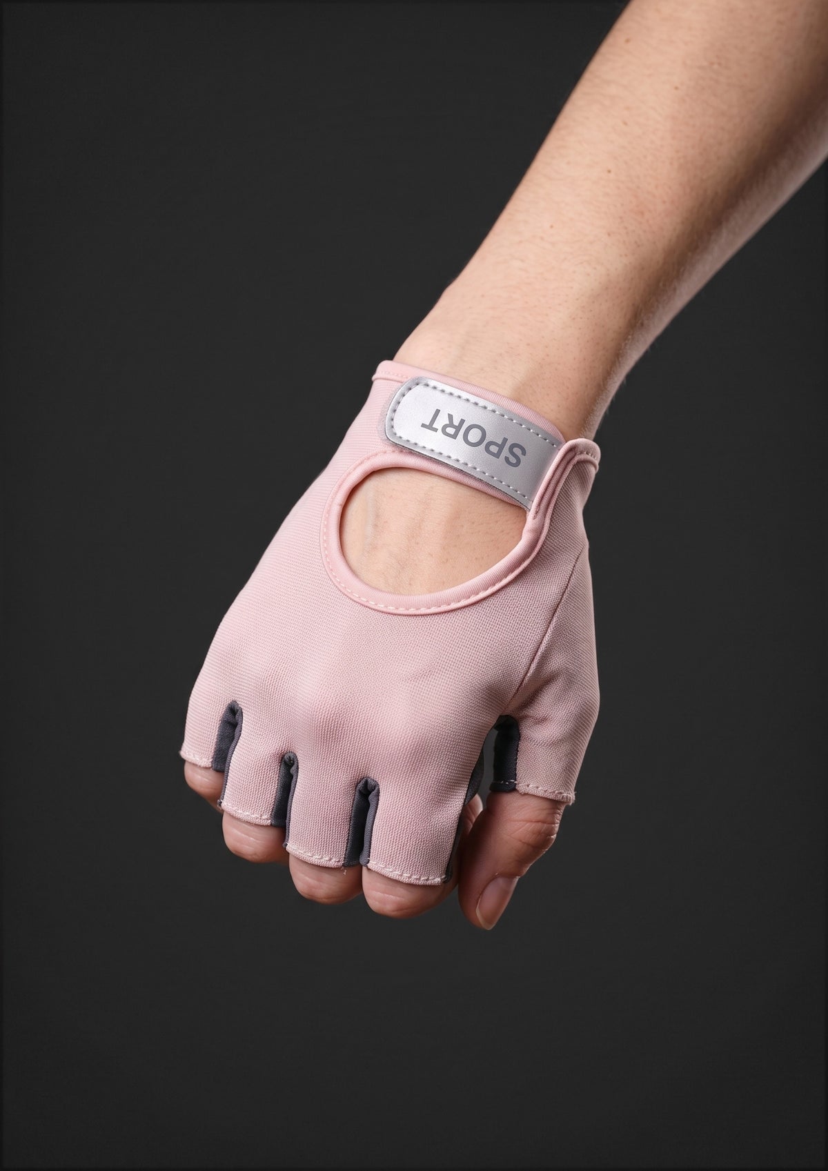 Luva de ciclismo feminina meio dedo rosa, vista do dorso